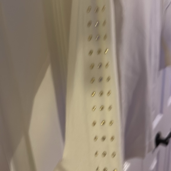 Calvin Klein - Picture 3 of 4